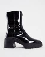 ASOS DESIGN - Chelsea-Stiefel aus schwarzem Lackleder mit dickem Absatz, eckiger Zehenpartie und Reißverschluss