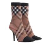 Burberry Boots & Stiefeletten - Vintage Check Sock Boots - Gr. 37 (EU) - in Braun - für Damen