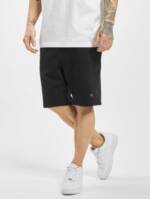 Only & Sons onsNeil Short