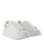 Alexander McQueen Low-Top Sneaker - Oversized Sneakers - Leather - White/Silver - Gr. 37 (EU) - in Weiß - für Damen