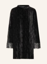 Ana Alcazar Nickikleid