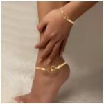 KARMA Schmuckset Fußkettchen und Armband Silber oder Gold 2er Set (Damenschmuck, Strand Urlaub Abendmode), Fußschmuck Damenarmband Silberarmband Fusskette