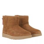 UGG Boots & Stiefeletten - W Classic Mini Logo Zip - Gr. 36 (EU) - in Cognacbraun - für Damen