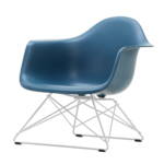 Vitra - Eames Plastic Armchair LAR RE, weiß / meerblau (Filzgleiter basic dark)