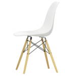 Vitra - Eames Plastic Side Chair DSW, Ahorn gelblich / weiß (Filzgleiter weiß)