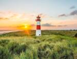 living walls Fototapete "Leuchtturm Sylt", Motiv-abstrakt-naturalistisch, Dünen Tapete Strand Fototapete Wohnzimmer Tapeten Flur Design Optik