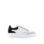 Alexander McQueen Low-Top Sneaker - Oversized Sneakers - Leather - Grey - Gr. 35 (EU) - in Weiß - für Damen