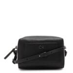 Calvin Klein Crossbody Bags - Calvin Klein Daily Schwarze Umhängetasche K60K6122 - Gr. unisize - in Schwarz - für Damen