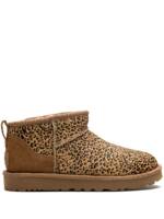 UGG Stiefel mit Leoparden-Print - Braun