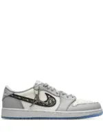 Jordan jordan x Dior 'Air Jordan 1 Low' Sneakers - Grau